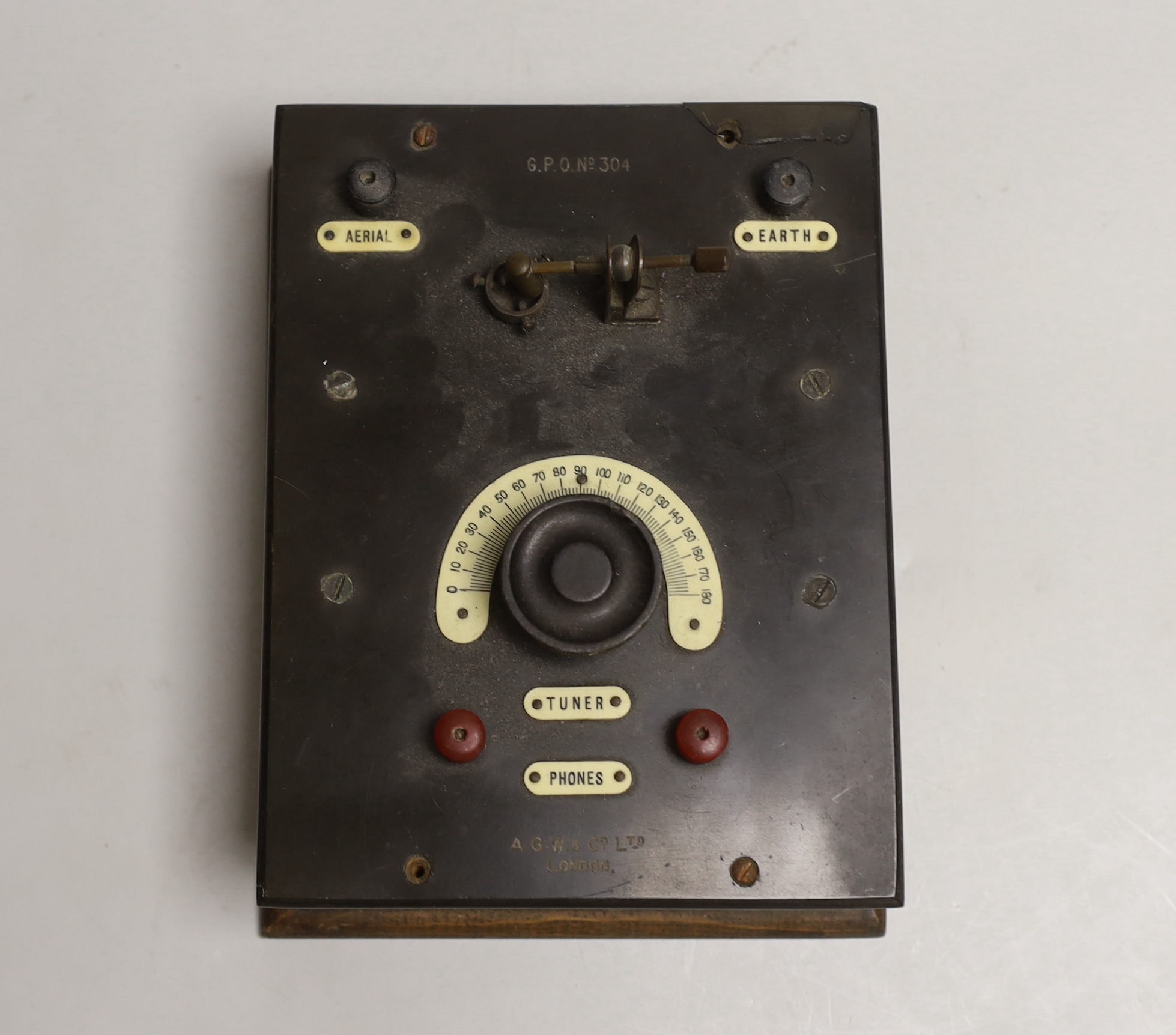 An A.G.W. & Co Ltd detector radio, G.E.O. No. 304